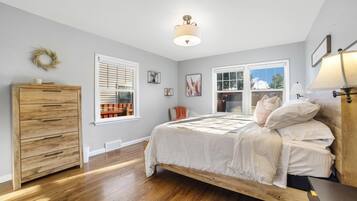 4 soveværelser, skrivebord, Wi-Fi, sengetøj