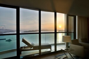 Executive King Suite with Sea View  Club Lounge  Evening Cocktail Hours, Private Balcony | View from room