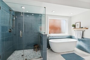 Badewanne, Whirlpool, Handtücher