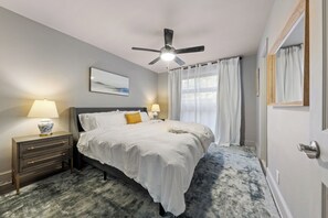 2 Schlafzimmer, Bügeleisen/Bügelbrett, Reisekinderbett, kostenloses WLAN