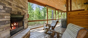 Waymaker, Couples, Hot Tub, Firepit, Soaker Tub