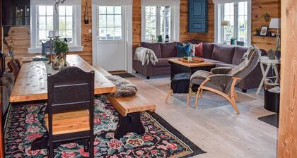 Beautiful home in Rauland with kitchen