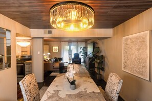 Dining - Contemporary two-bedroom condo in the heart of Dallas featuring a private patio and access to a resort-style pool, hot tub, dry sauna, and rejuvenating cold plunge. (Dallas)