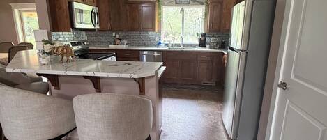 Fridge, oven, stovetop, toaster