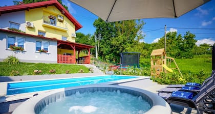 Pet friendly home in Paruzevina with sauna