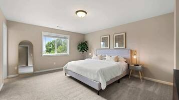 4 bedrooms, iron/ironing board, travel crib, WiFi