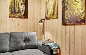 Interior - Amazing home in Thyholm with WiFi (Thyholm)