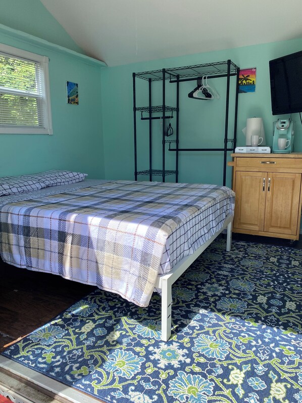 1 bedroom, cots/infant beds, WiFi, bed sheets