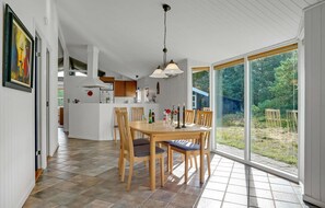 Dining - Stunning home in Fjerritslev with sauna (Fjerritslev)