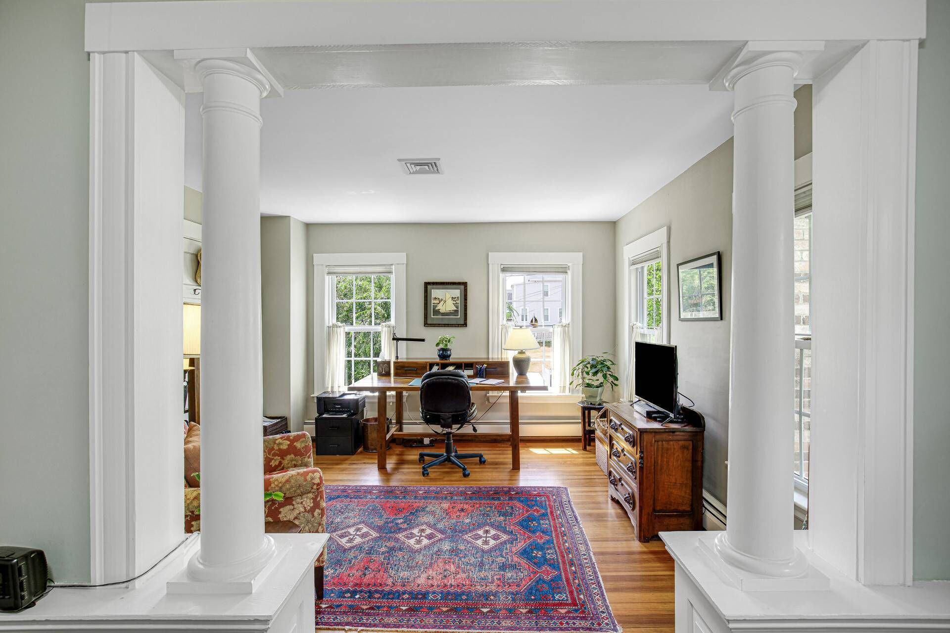 Apartment (Secret Garden) | Bahagian luar