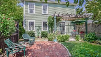 Apartment (Secret Garden) | Exterior