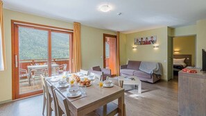 Dining - Près des Remontées! Appartement cozy+Coin Montagne (Vaujany)