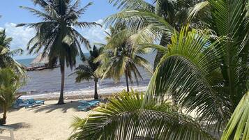 En la playa