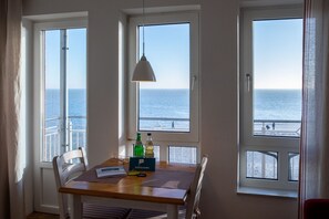 Dining - Nordland Appartments - Apartment Habel - Directly by the sea, you can't get any closer! - (Wyk auf Föhr)
