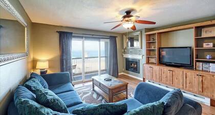 Oceanfront Condo - Top Floor - Pet Friendly!