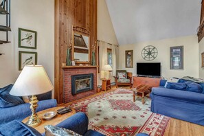 TV, fireplace, offices