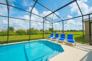 Beheizter Pool