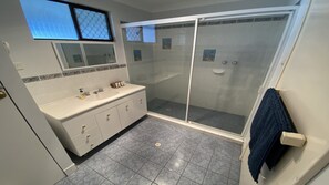 Shower - Saltaire - take a break from the daily grind... (Jurien Bay)