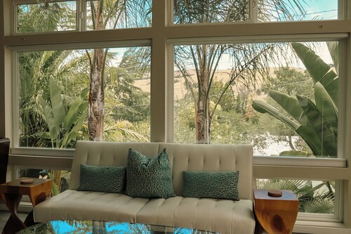 Private Luxury Suite • Scenic Views • Near SF & Wine Country