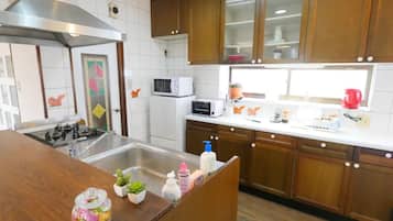 雪櫃、微波爐、爐具、廚房用具/餐具/器皿