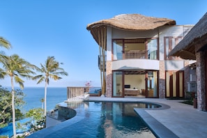 Luxury-Villa, 3 Schlafzimmer, eigener Pool, Meerblick | Minibar (mit einigen kostenlosen Artikeln), Zimmersafe, Schreibtisch