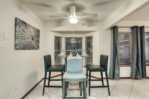 Dining - Cozy Family Home w/ 3br & office (Austin)