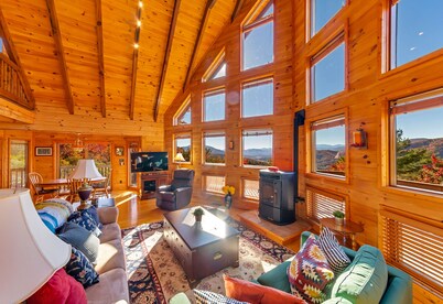 Breathtaking Views, Stargazing from Hot-tub!