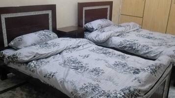 3 bedrooms, WiFi, bed sheets