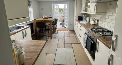 Penderyn Cottage, Waterfall Country,Brecon Beacons