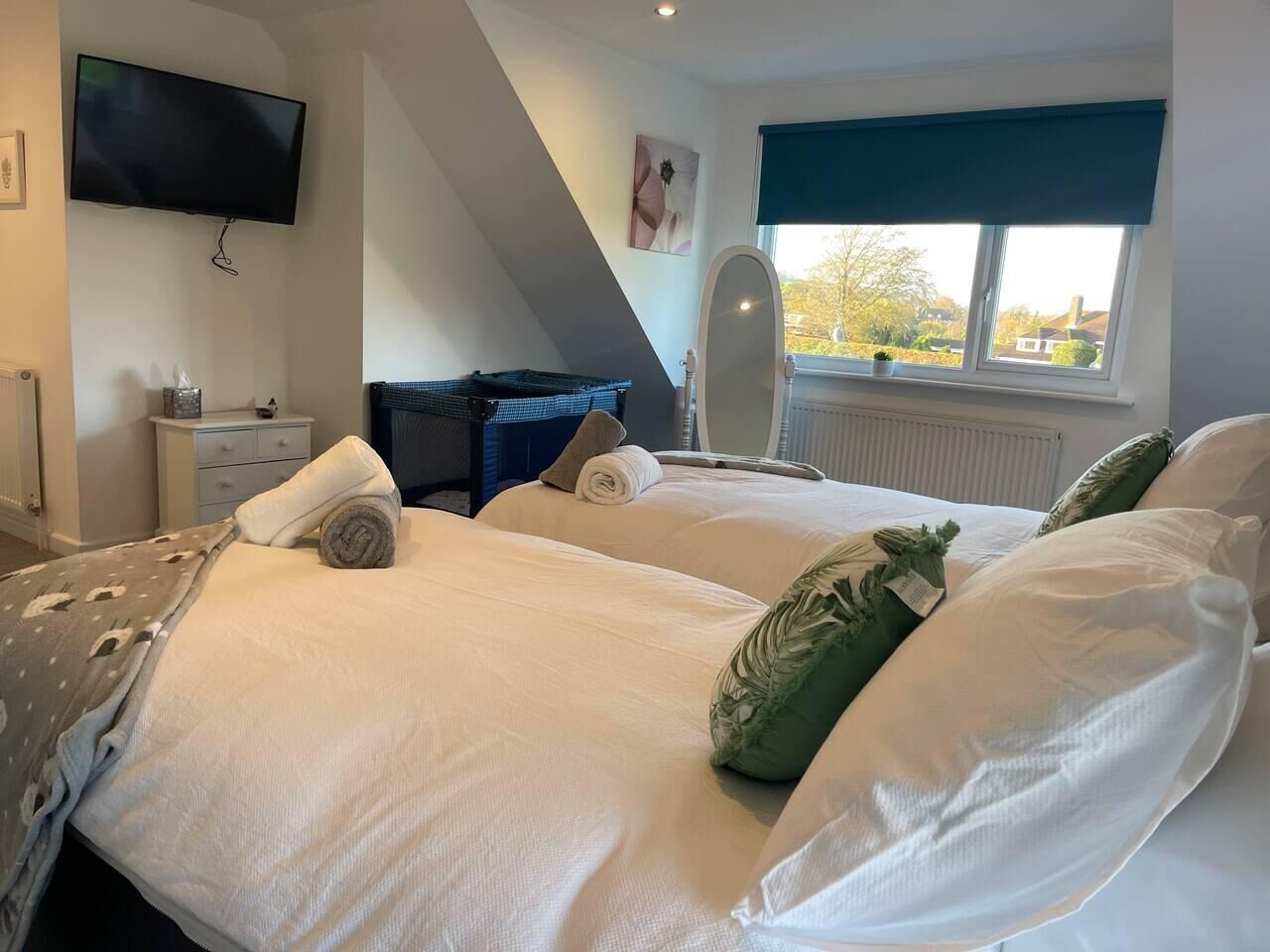 5 bedrooms, iron/ironing board, travel cot, WiFi