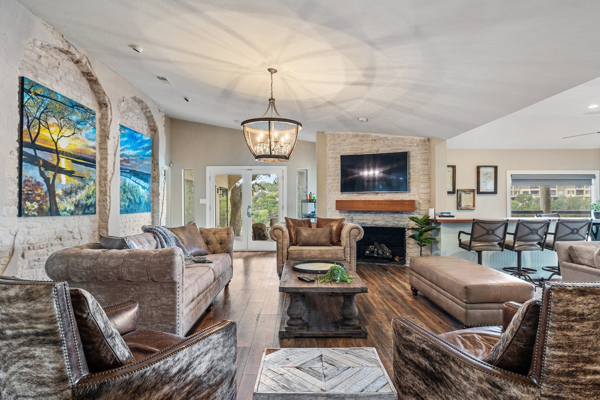 Smart TV, table tennis