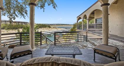 Lake Views + Pool & Waterfall - Lake Travis Vista!