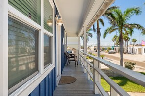 Property grounds - Casita Azul: Private Pool + 1 Block to Beach • Sleeps 10 (South Padre Island)