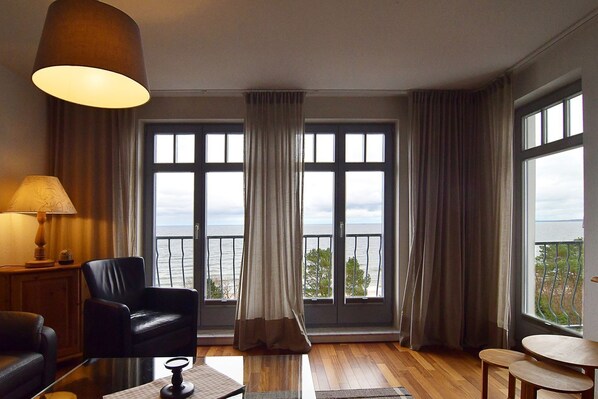 Imagen sin descripción, 1 de 21, botón