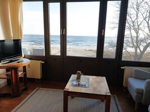 Fernseher, Stereoanlage