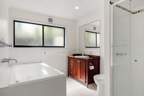 Badewanne, Haartrockner