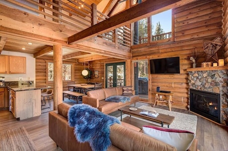 3 habitaciones y tabla de planchar con plancha