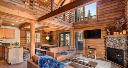 Blue River Hideaway by Boutiq