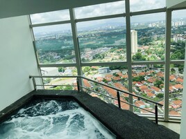 Piscina coperta, piscina all'aperto