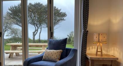 Holly Cottage @ Arrowan Common Farm