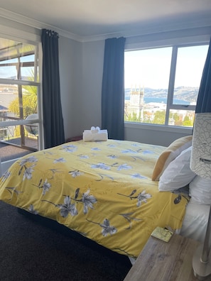 4 bedrooms, iron/ironing board, travel cot, free WiFi
