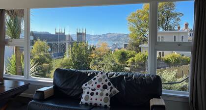 City Views on Rattray, Large and luxurious close to town