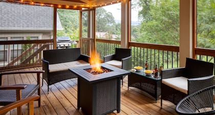 Sweetgum by AvantStay | Black Mountain Retreat w/ Covered Deck