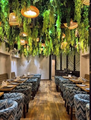 Restaurant - Annandam Inn-Hotel Anand (Seoni)