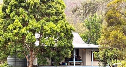 Barney Creek Vineyard Cottages