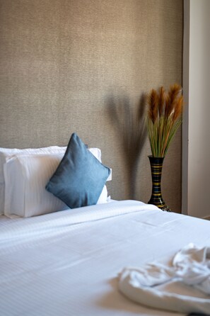 Execuive Room | Premium bedding, memory foam beds, rollaway beds, free WiFi - Vesta Avtar Resort Pushkar (Pushkar)
