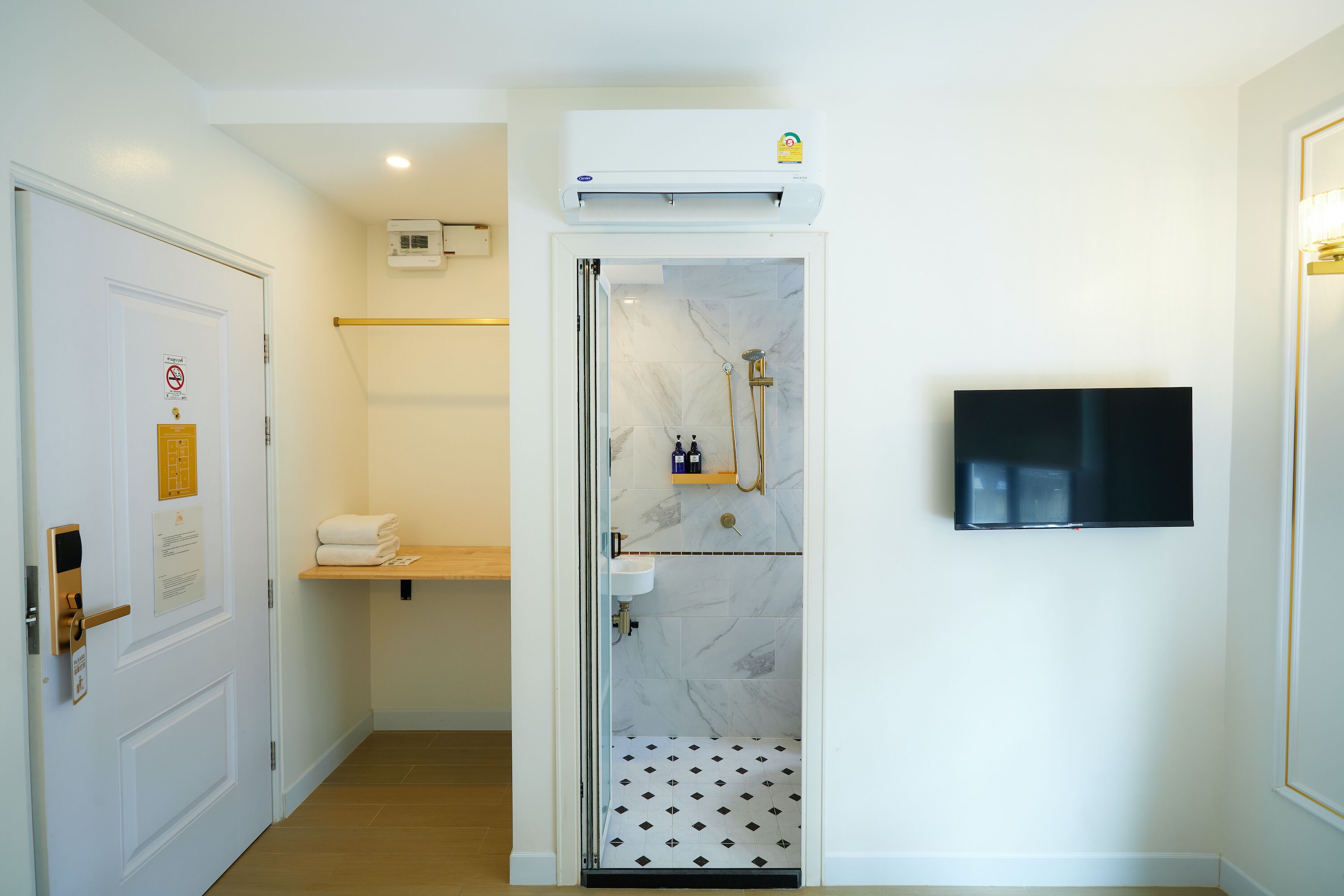 Photo - Rose Apple Hotel