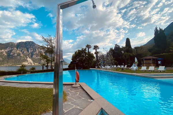 Piscine extérieure, piscine chauffée