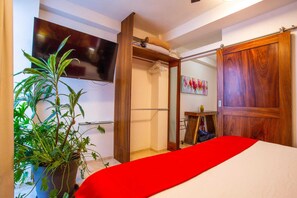 1 habitación, tabla de planchar con plancha, wifi y ropa de cama