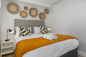 Apartamento exclusivo | 2 dormitorios y espacio para trabajar con un portátil